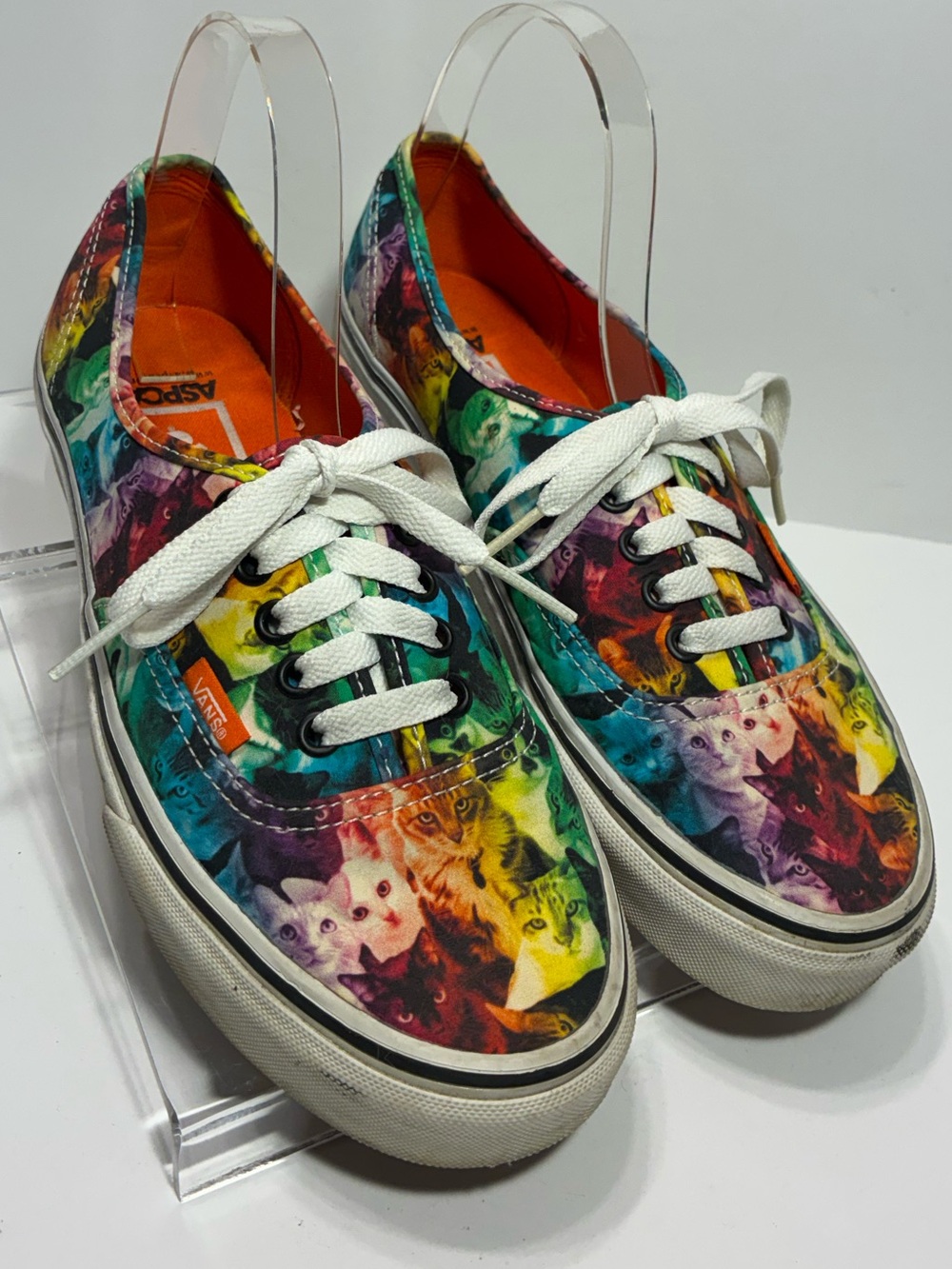 Vans x ASPCA Cat Print Authentic Lo Pro Sneakers Rainbow Multicolor W 8.5 / M 7